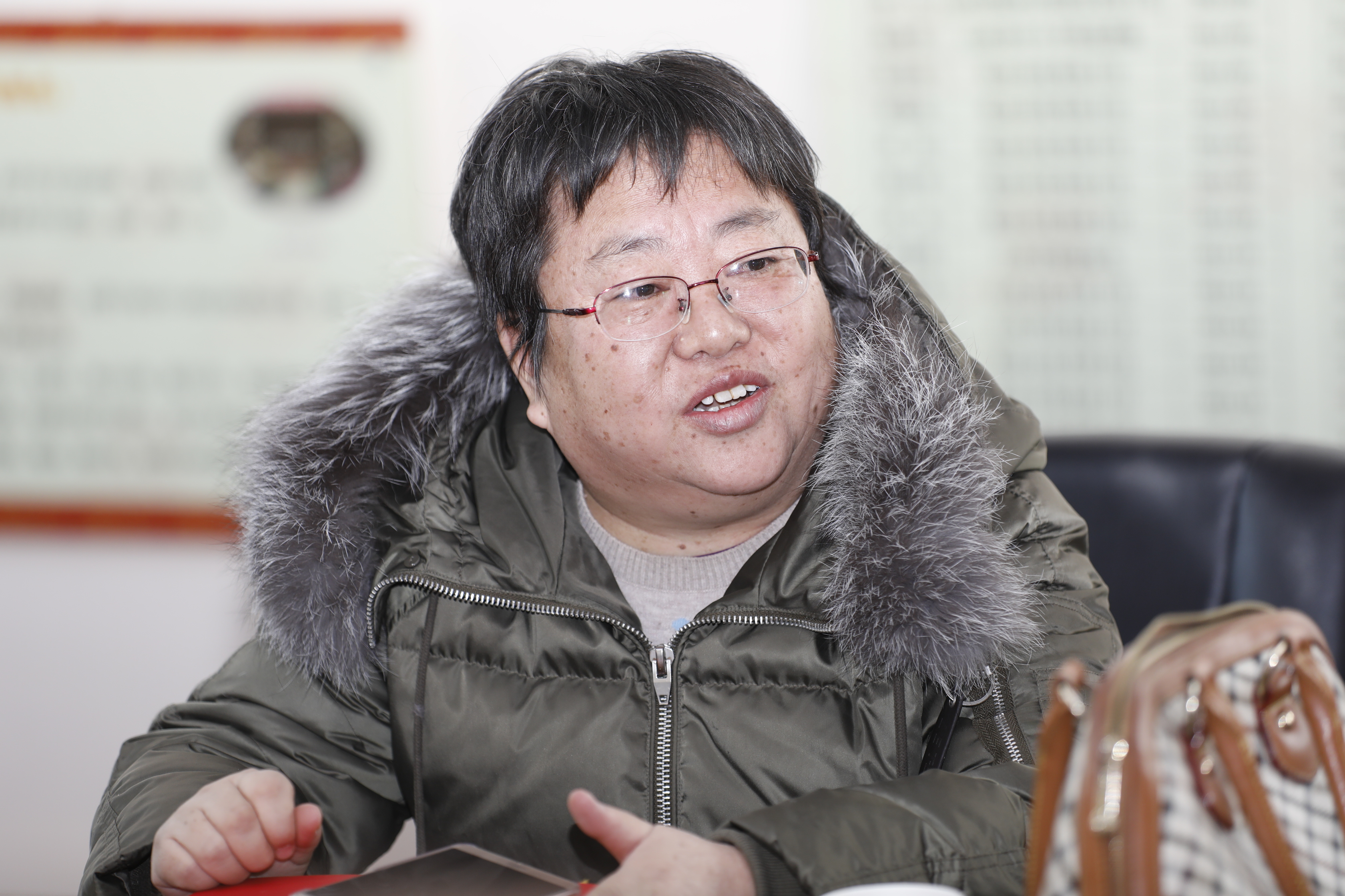 首页 新闻动态 正文杨银安,贾建民,孔建业,杨柳琴,吴宝凤等退休教师各